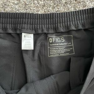 FIGS Yola Skinny Scrub pants